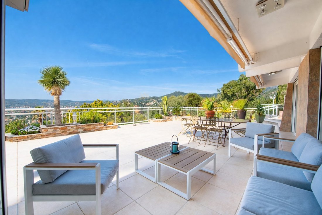 Villa in Le Lavandou, Provence-Alpes-Côte d'Azur, France 3 - 18088229