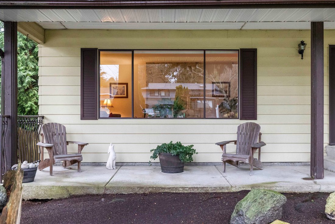 House in Surrey, British Columbia, Canada 3 - 18086672