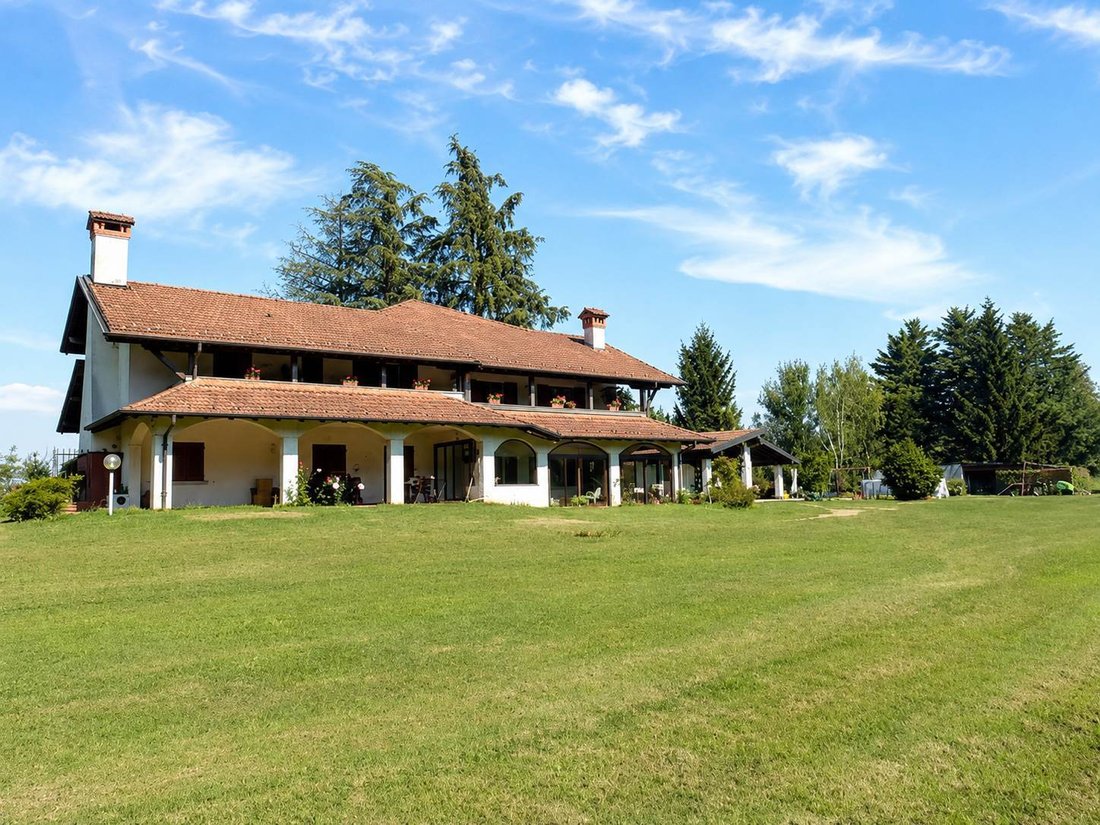 Andere in Meina, Piemont, Italien 3 - 18087247
