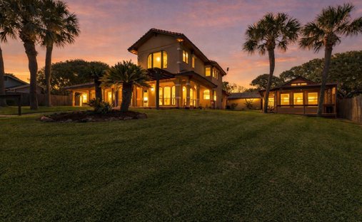 House in La Porte, Texas, United States 1