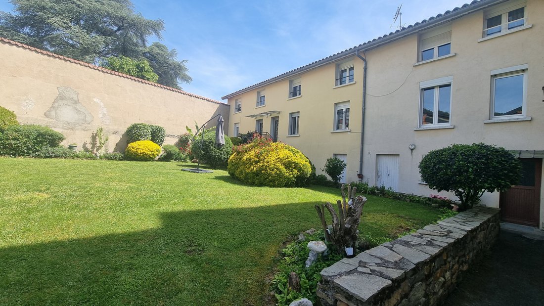 Tarare, Auvergne-Rhône-Alpes, France 2 - 18083475