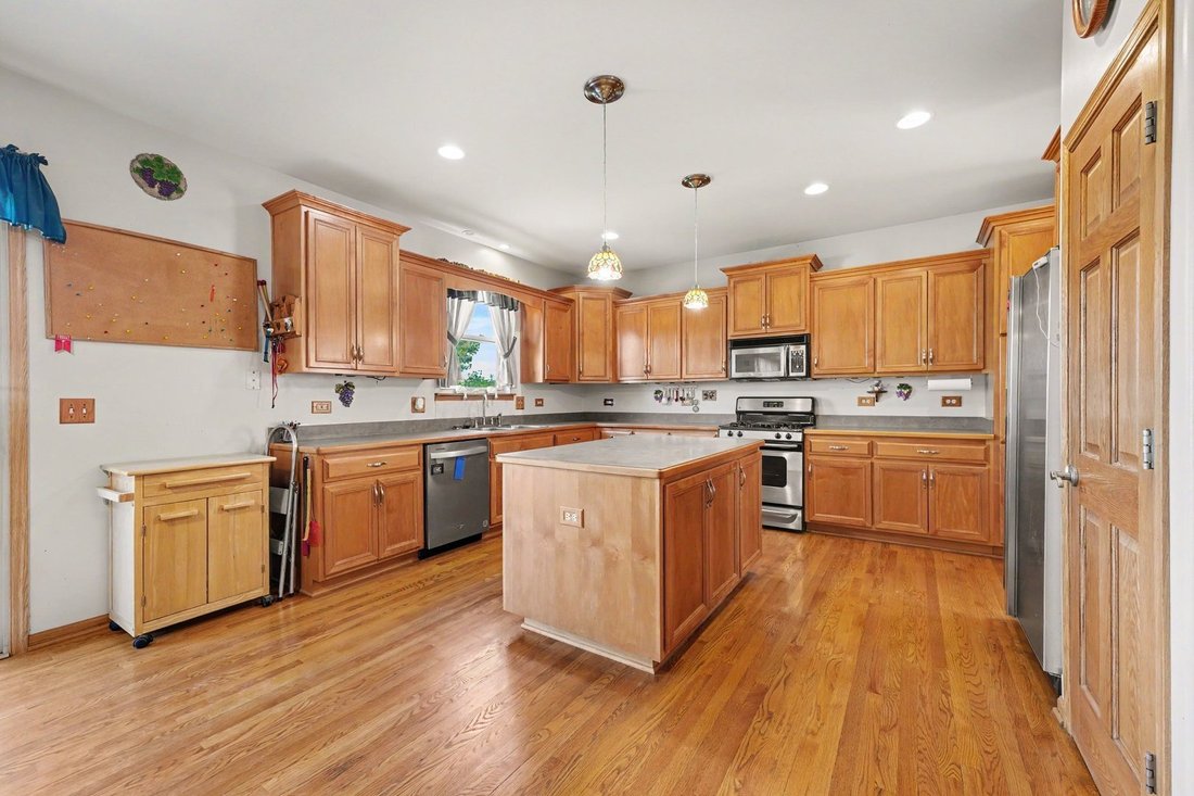 House in Peotone, Illinois, United States 5 - 18081917