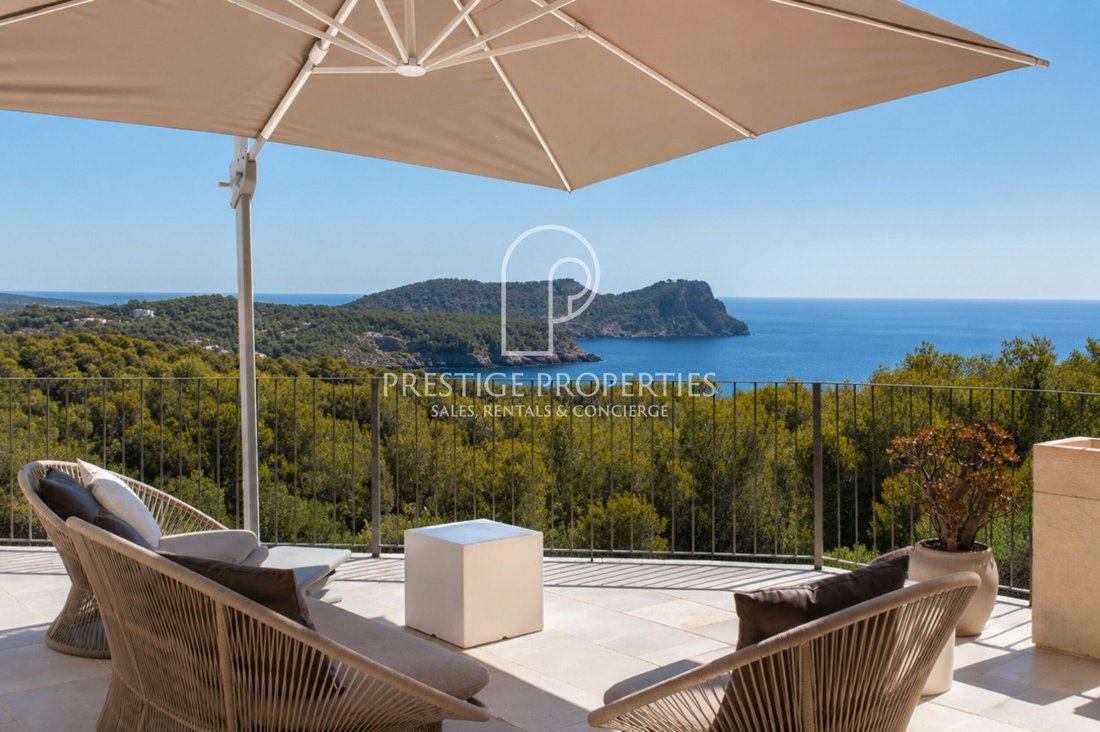 Villa in Cala Llenya, Santa Eularia des Riu, Balearic Islands 1 - 16135818