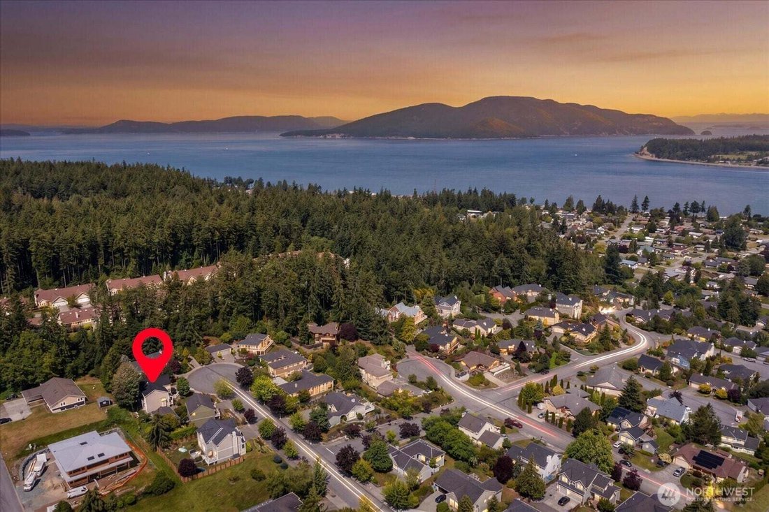 House in Anacortes, Washington, United States 3 - 18083208