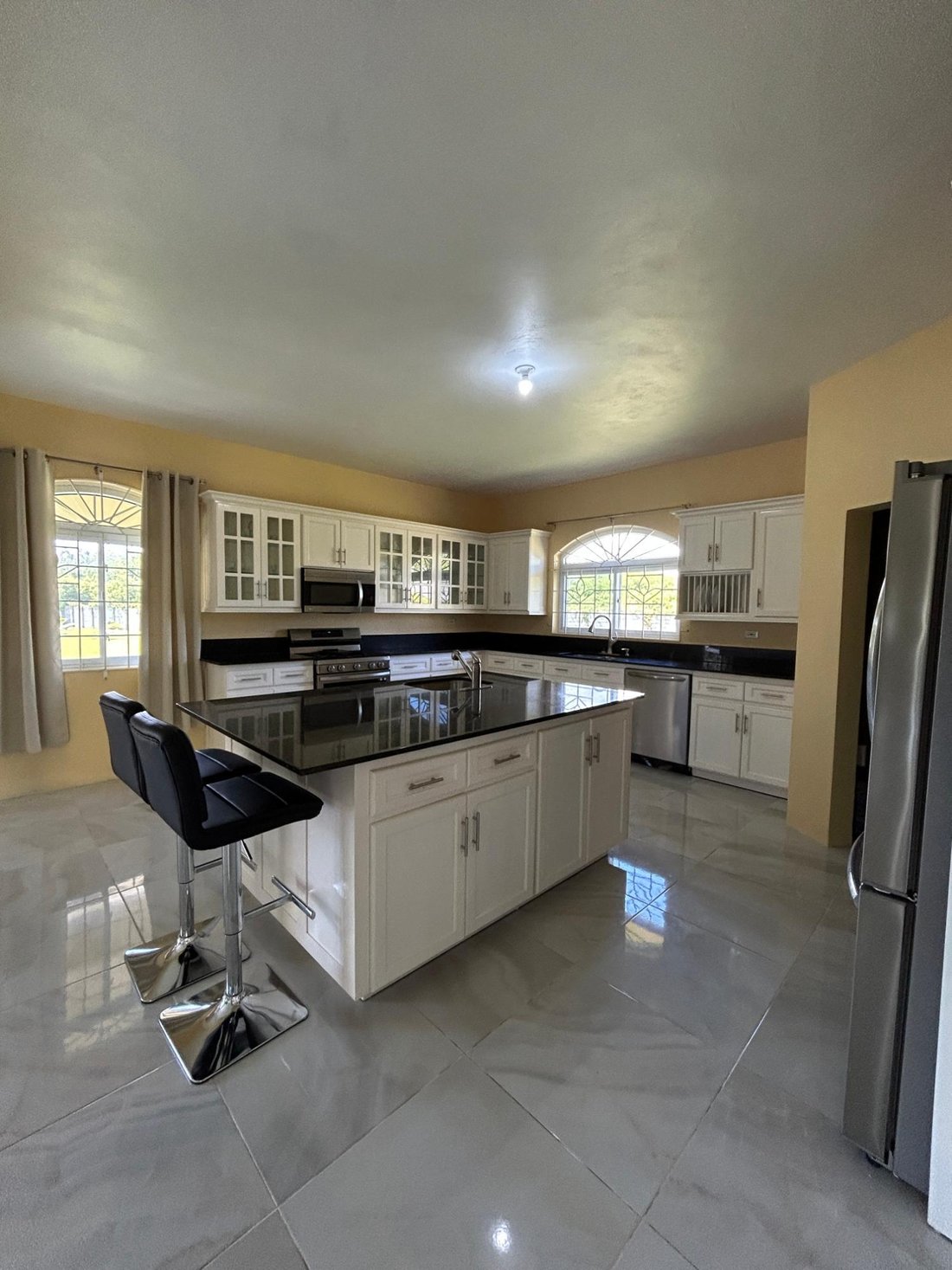 House in Montego Bay, Jamaica 2 - 18084060