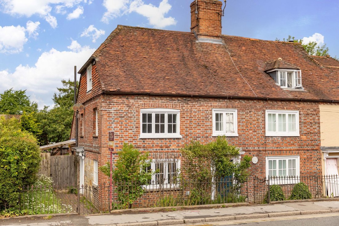 House in Forest Row, England 1 - 18083497