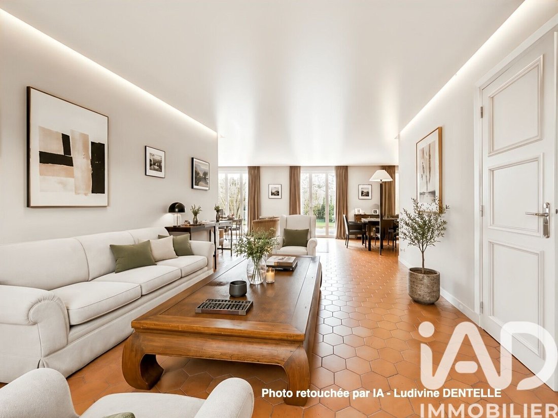 House in Santeny, Ile-de-France, France 4 - 18084072