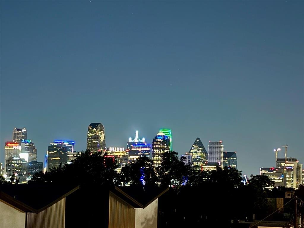 Condo in Dallas, Texas, United States 3 - 18086990