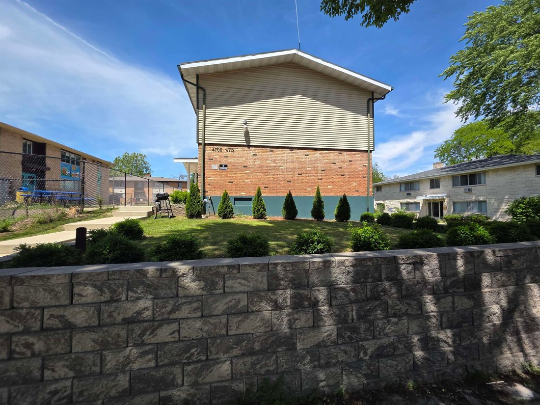 Townhouse in Fitchburg, Wisconsin, United States 4 - 18074368