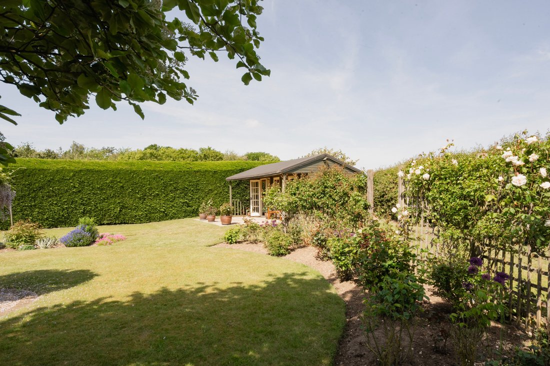 House in East Tuddenham, England 3 - 18083032