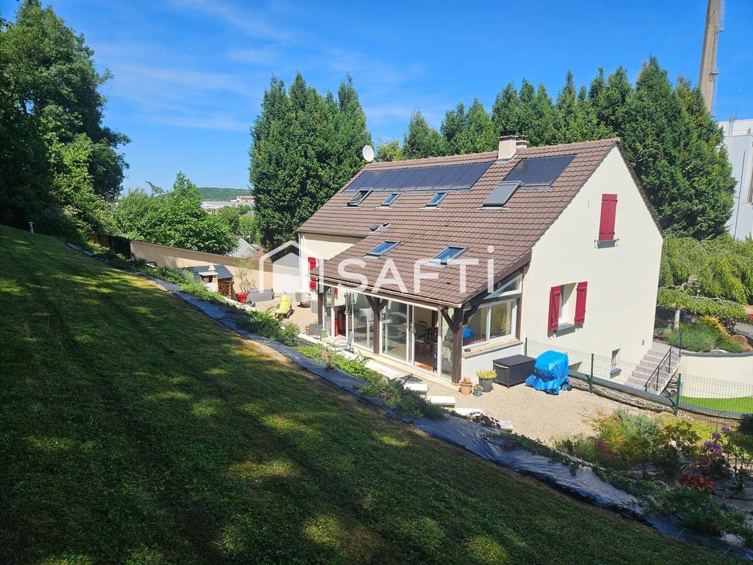 House in Bagneaux-sur-Loing, Ile-de-France, France 1 - 18084013