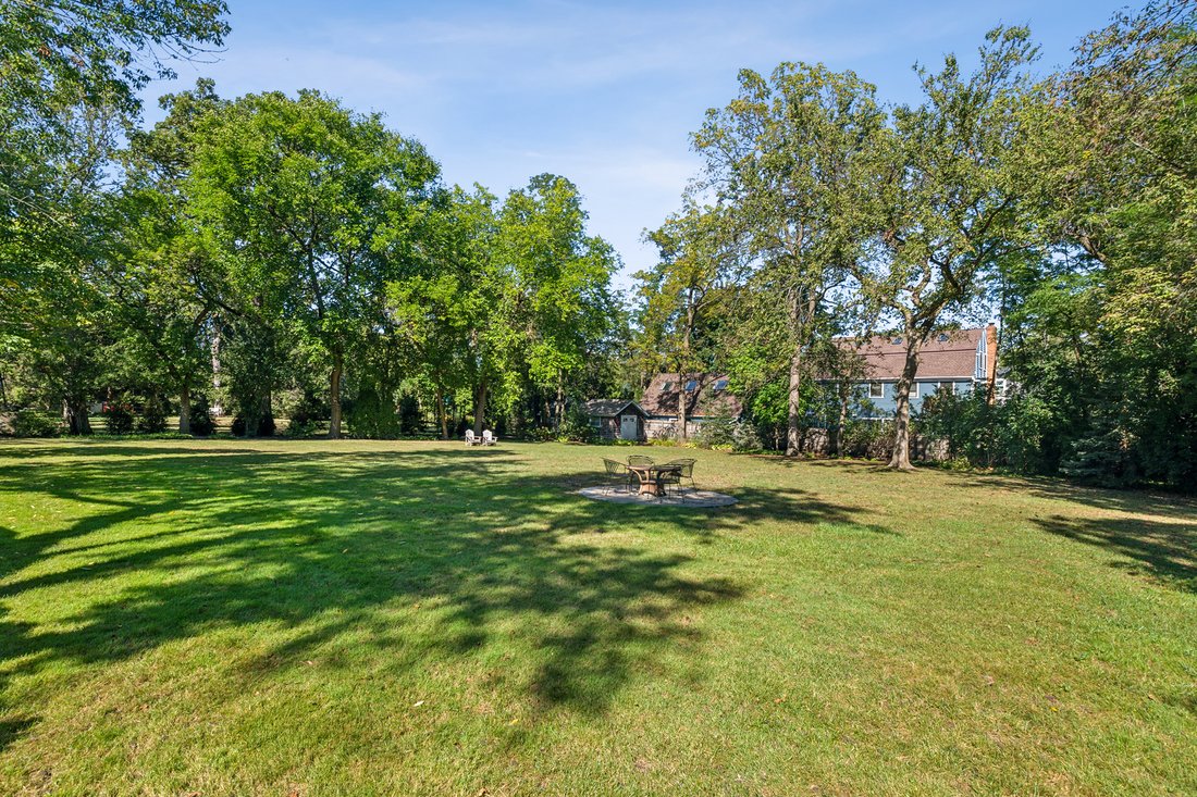 House in Lake Bluff, Illinois, United States 3 - 18086276