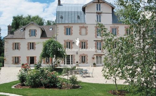 House in Jutigny, Ile-de-France, France 1