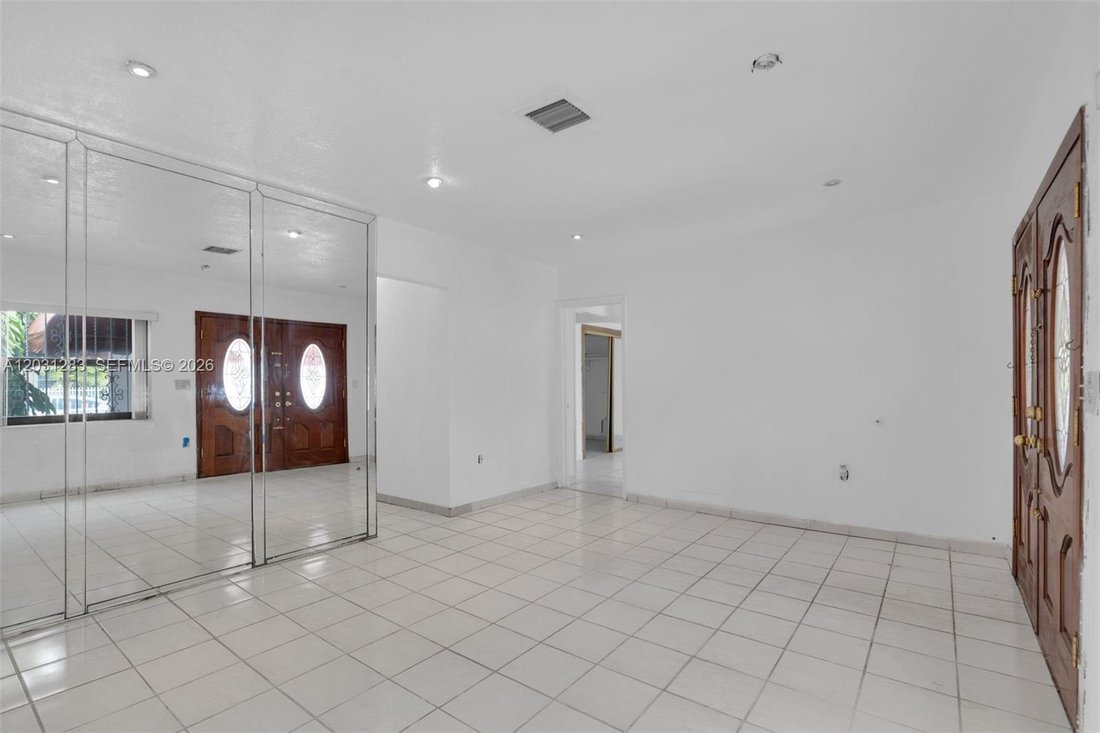 House in Miami, Florida, United States 5 - 18085556