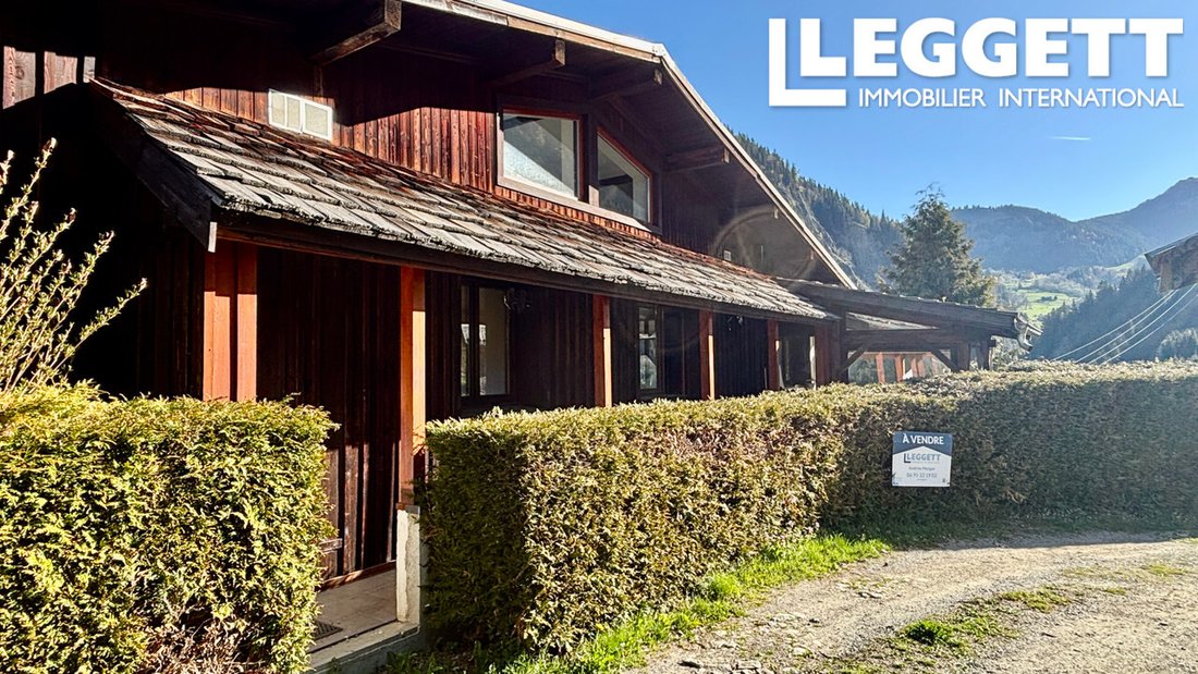 Chalet in Saint-Gervais-les-Bains, Auvergne-Rhône-Alpes, France 1 - 16475958