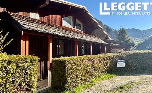 Chalet in Saint-Gervais-les-Bains, Auvergne-Rhône-Alpes, France 1