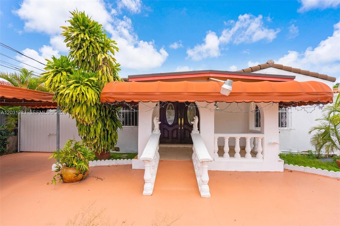 House in Miami, Florida, United States 1 - 18085556