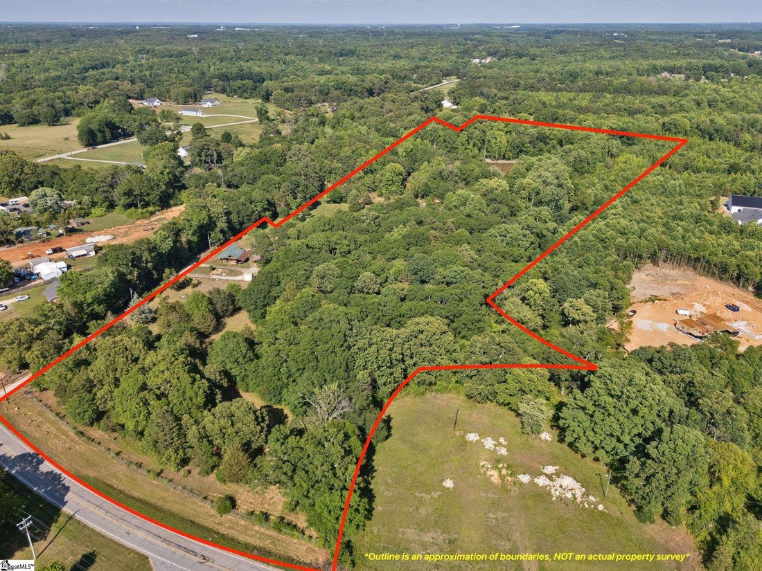 Farm Ranch in Fountain Inn, South Carolina, United States 1 - 18085802