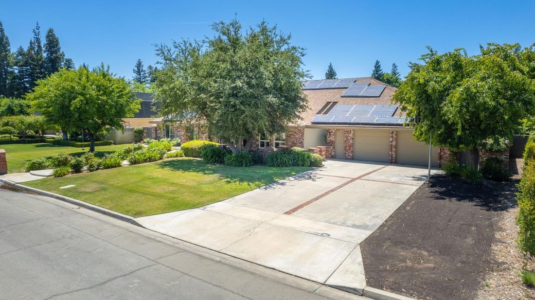 House in Fresno, California, United States 5 - 18086277