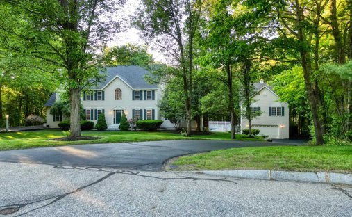 House in Hooksett, New Hampshire, United States 1