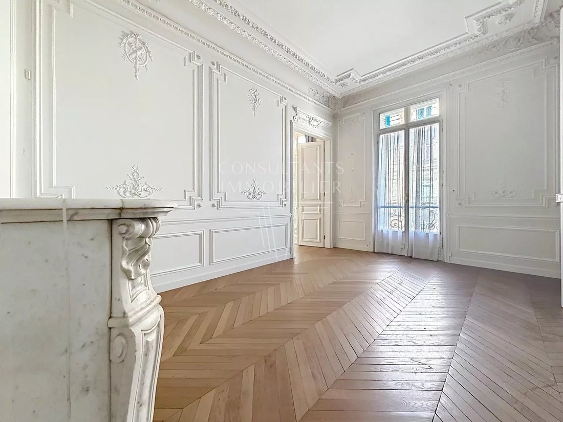 Apartment in Courcelles-Wagram, Paris 17e Arrondissement, Paris 3 - 18083253
