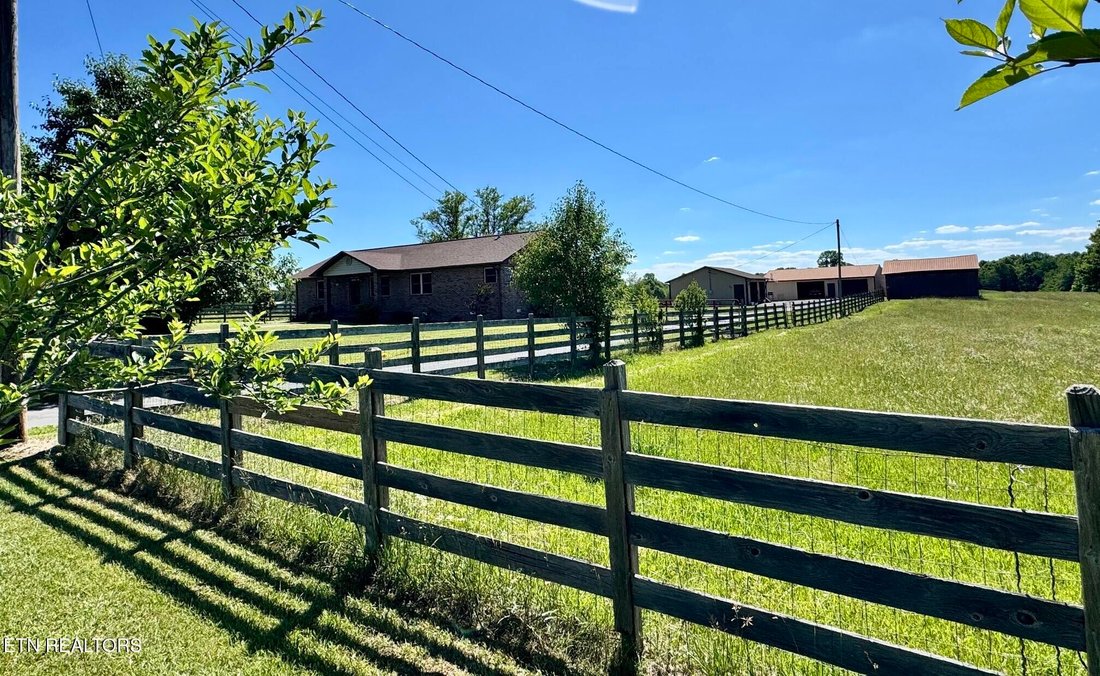 House in Clarkrange, Tennessee, United States 3 - 18086937