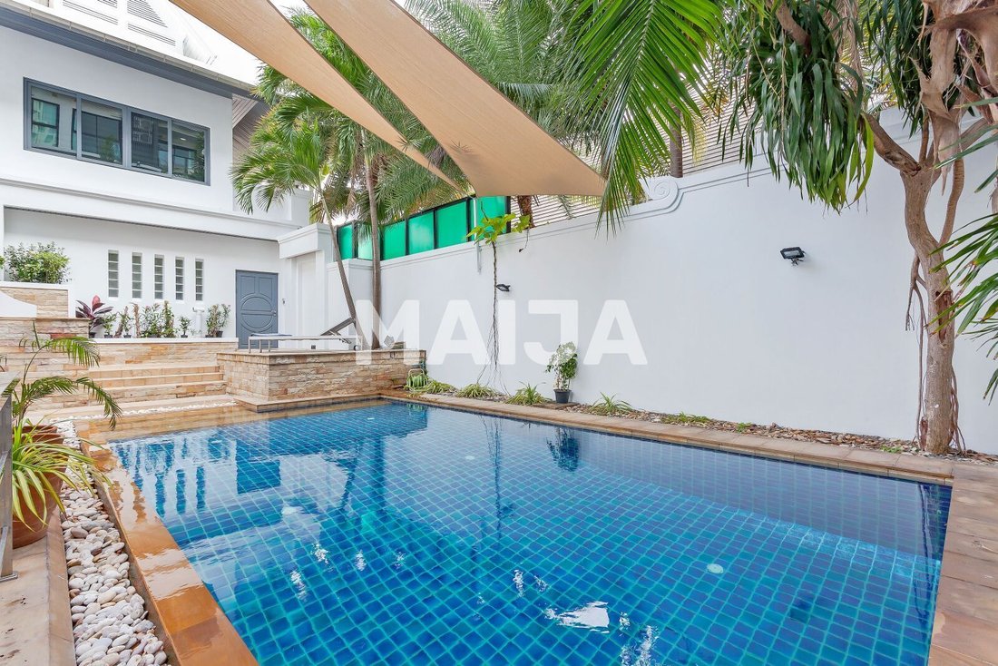 Villa in Pattaya City, Chon Buri, Thailand 3 - 18085081