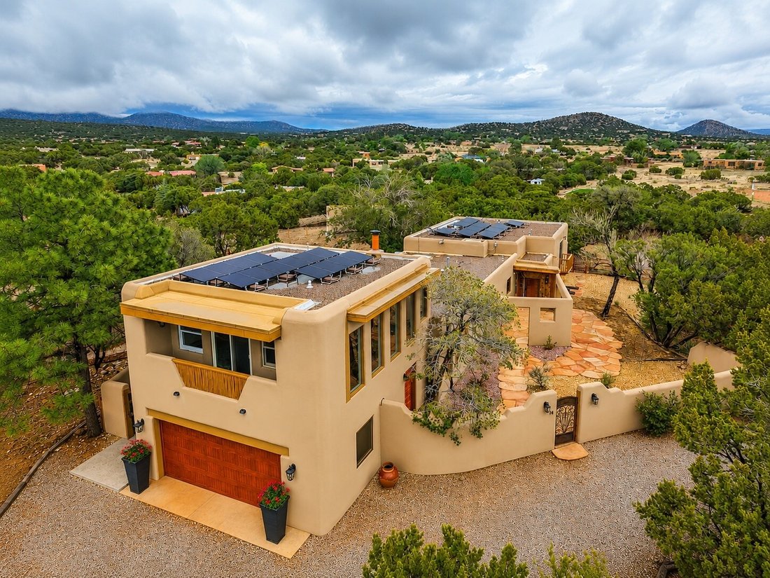 House in Santa Fe, New Mexico, United States 5 - 18084975