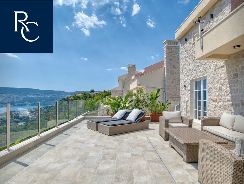 Villa in Podi, Herceg Novi Municipality, Montenegro 4 - 18080842