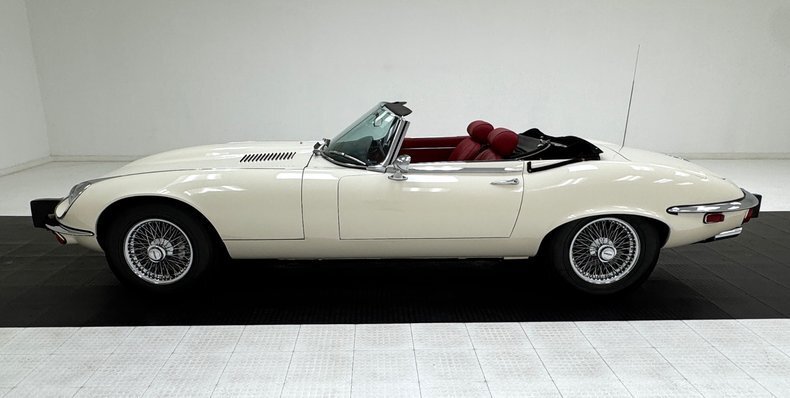 Cabriolet in Morgantown, United States 4 - 18089265