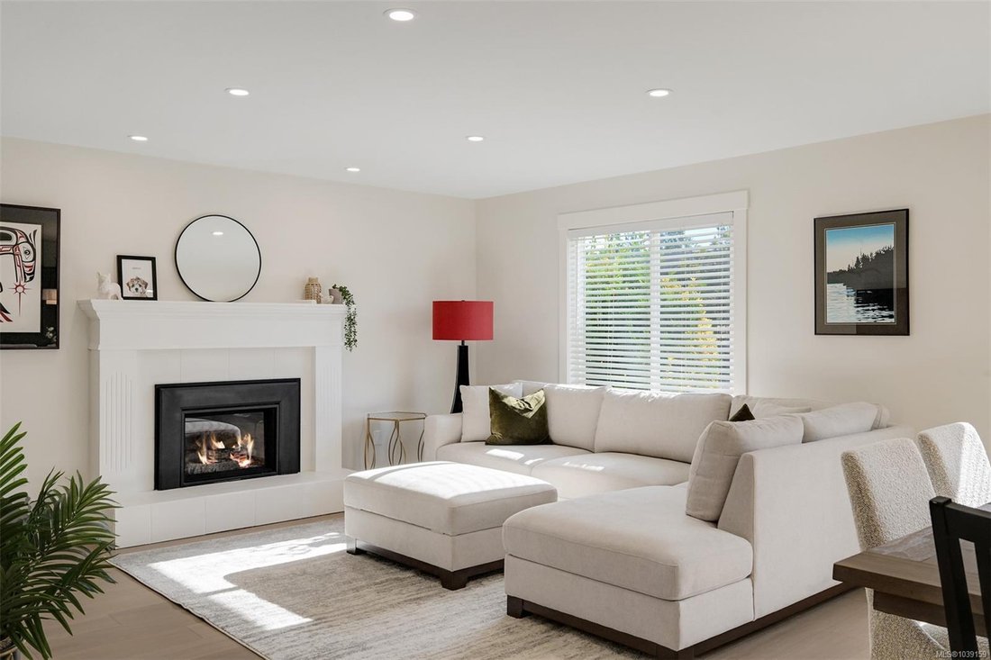 House in Sidney, British Columbia, Canada 1 - 18086656