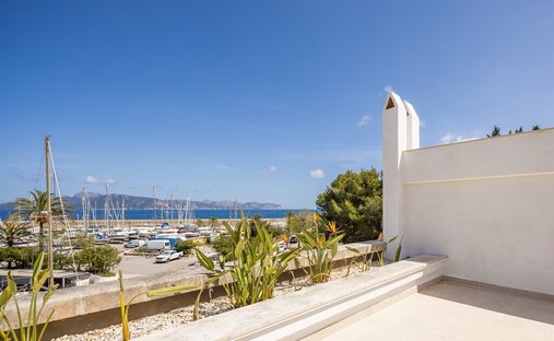 Villa in Balearic Islands, Spain 1