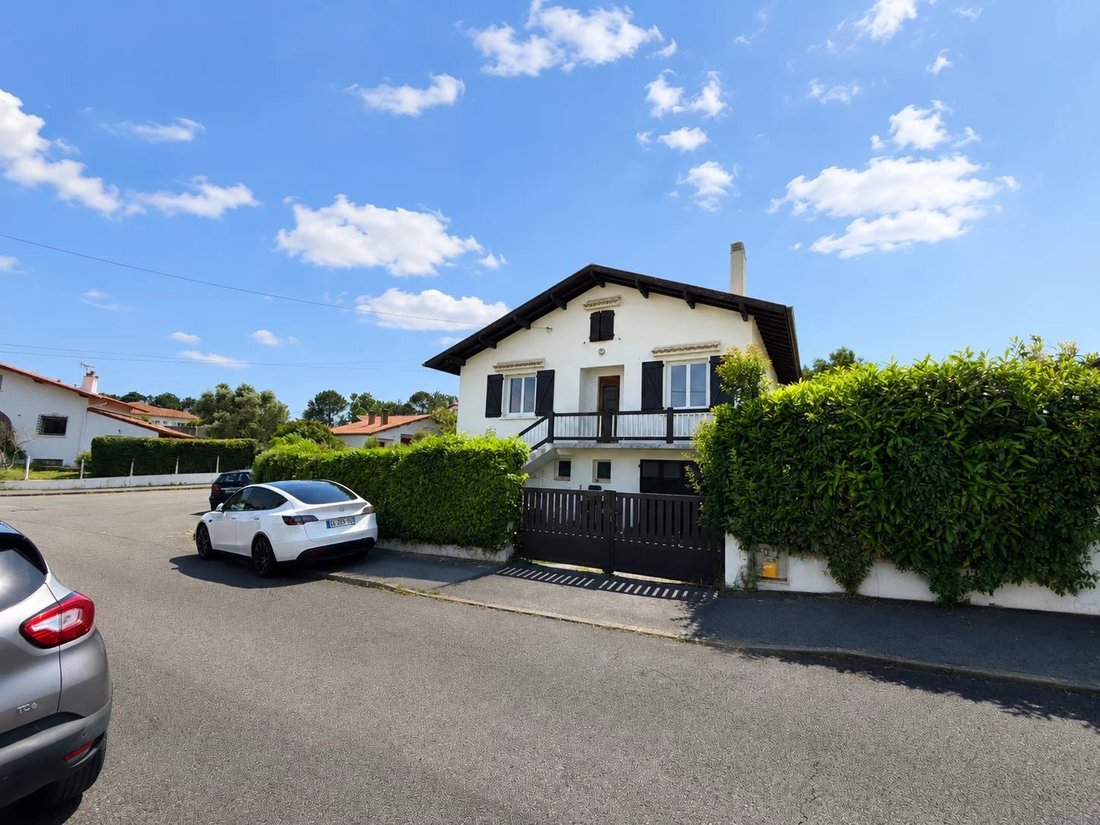 House in Bidart, Nouvelle-Aquitaine, France 3 - 18088680
