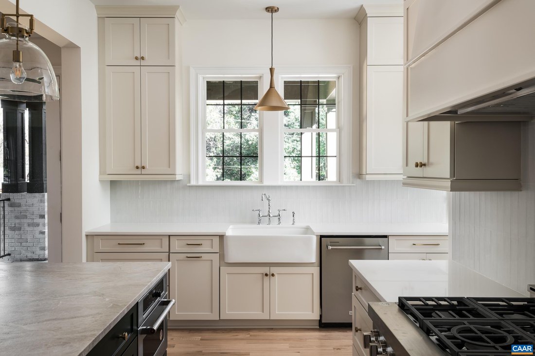House in Charlottesville, Virginia, United States 3 - 18084739