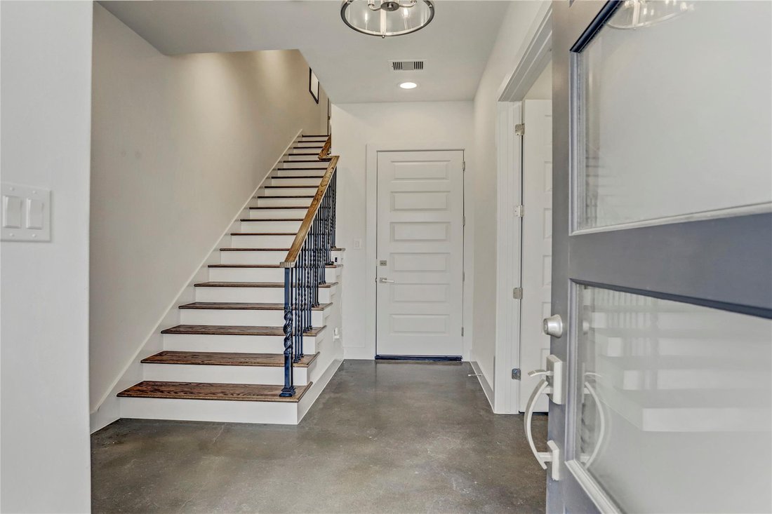 Townhouse in Houston, Texas, United States 4 - 18082058