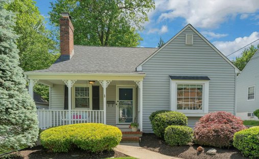 Townhouse in West Orange, New Jersey, United States 1