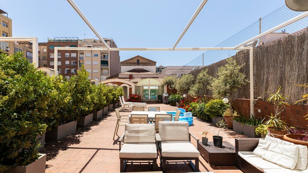 Apartment in Eixample, Barcelona, Spain 2 - 18087252