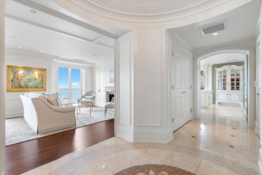 Condo in Chicago, Illinois, United States 3 - 18081916
