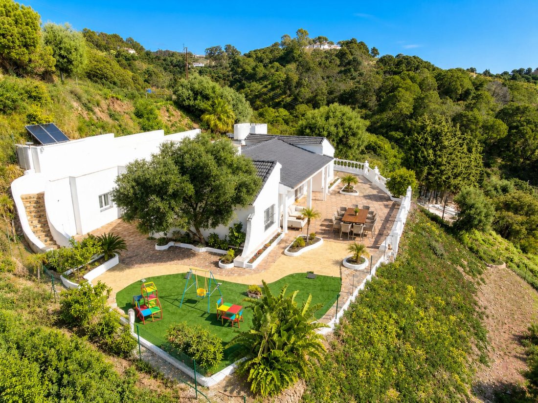 Finca in Estepona, Andalusia, Spain 4 - 17444435