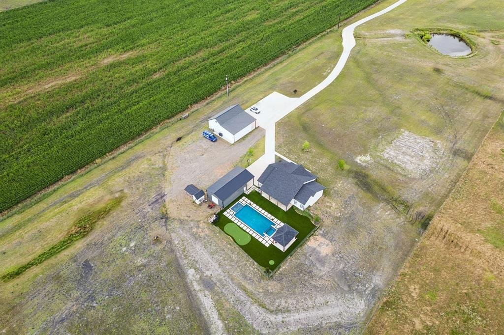 House in Nevada, Texas, United States 1 - 18087015