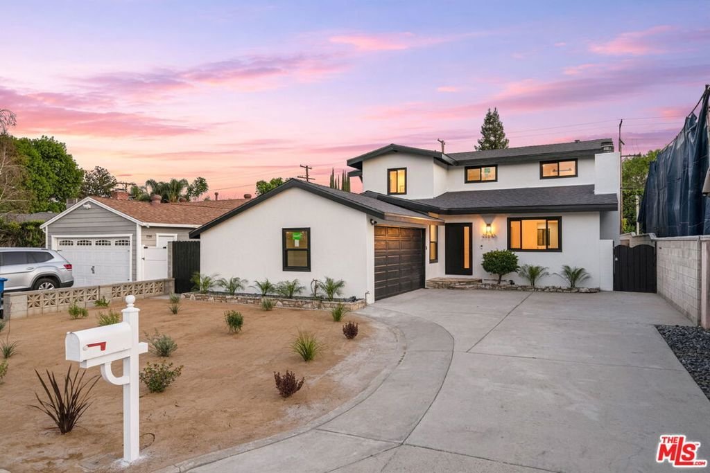 House in Los Angeles, California, United States 2 - 18086812