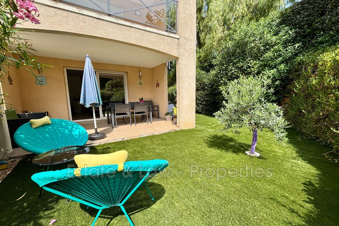 Apartment in Les Issambres, Roquebrune-sur-Argens, France 1 - 18083321