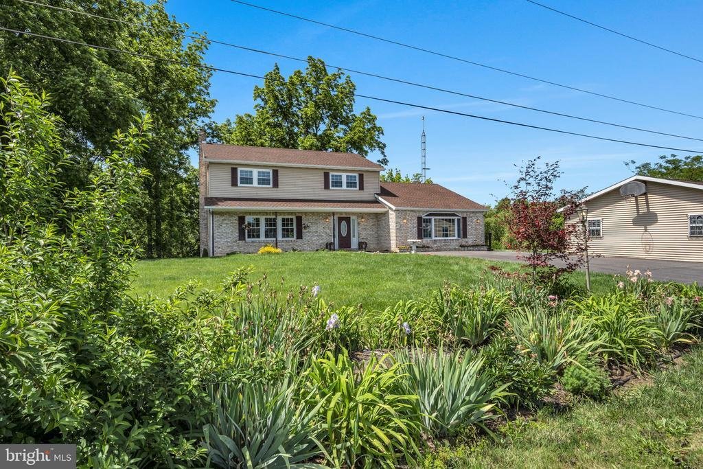 House in Shippensburg, Pennsylvania, United States 3 - 18089314