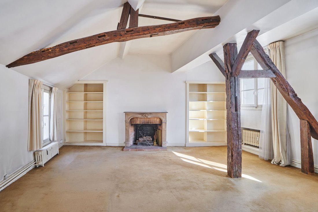Apartment in Odéon, Paris 6e Arrondissement, Paris 4 - 18082366