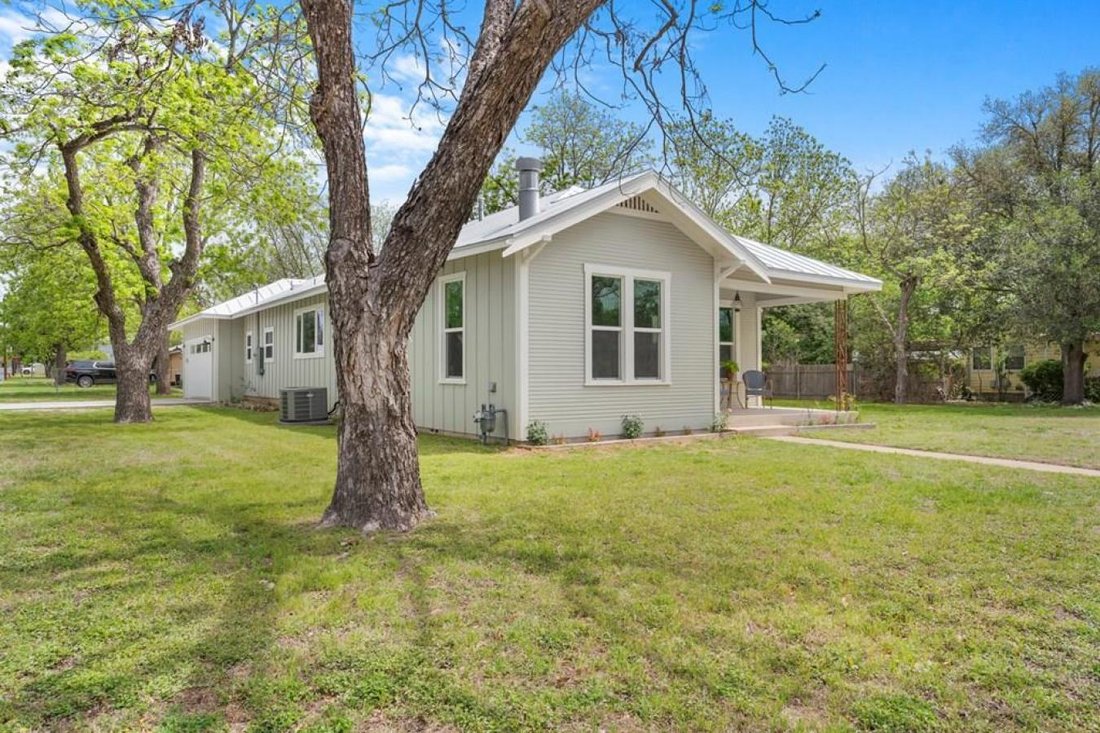 House in Fredericksburg, Texas, United States 1 - 18089794