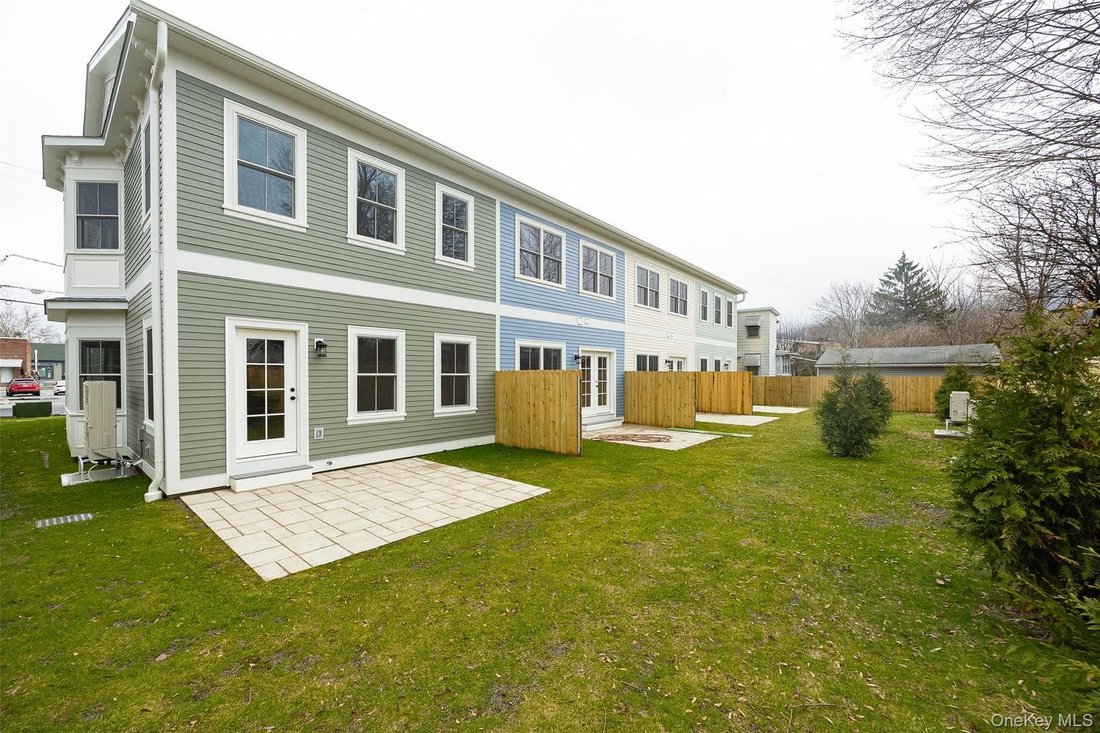 House in Beacon, New York, United States 3 - 15372232