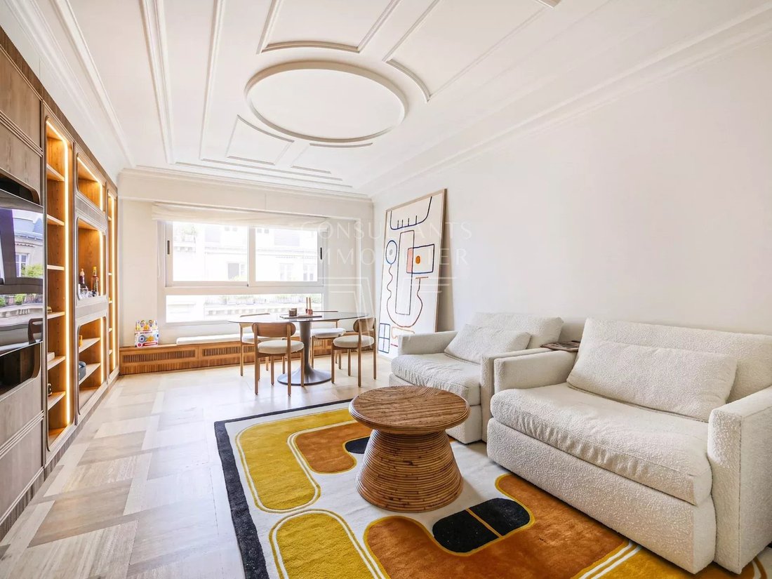 Apartment in Hoche-Friedland, Paris 8e Arrondissement, Paris 1 - 18083343