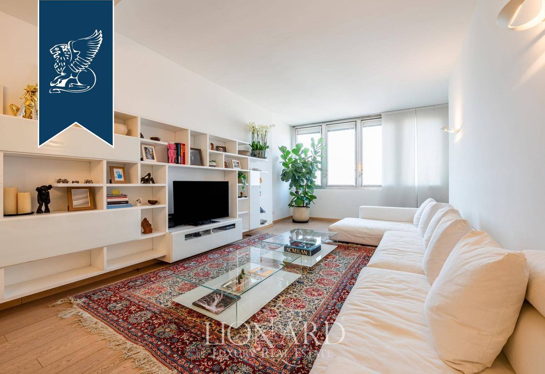Apartment in Porta Venezia - Repubblica, Milan, Italy 3 - 18087481