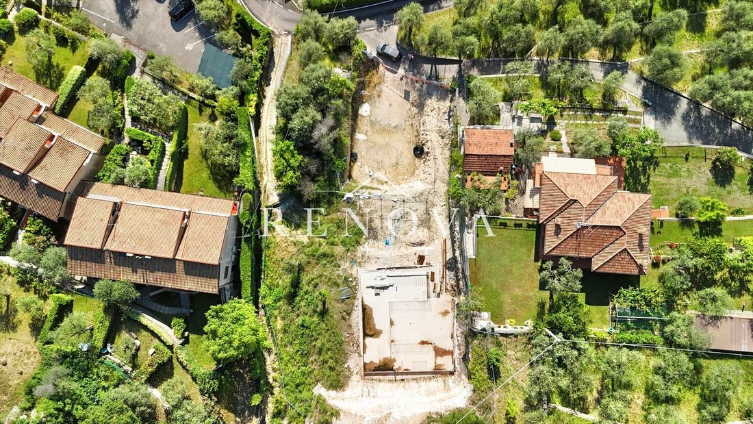 Land in Torri del Benaco, Veneto, Italy 3 - 18076770