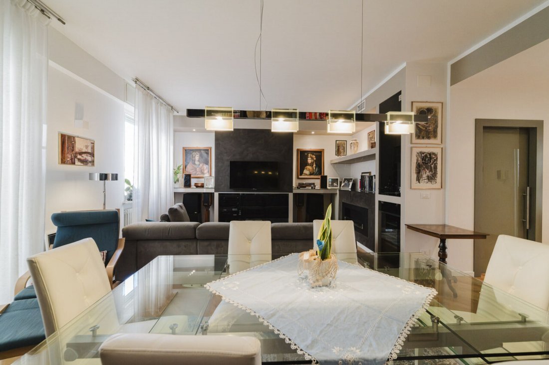 Apartment in Center, Parma, Emilia-Romagna 4 - 18087547